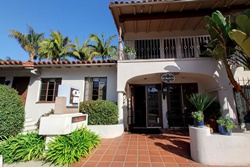 pet friendly hotels in santa barbara, dogs allowed hotels in santa barbara california